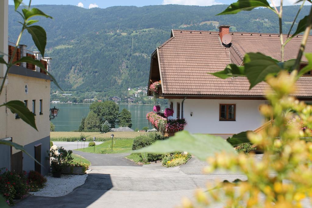 Pension Neuhof Осиах Екстериор снимка