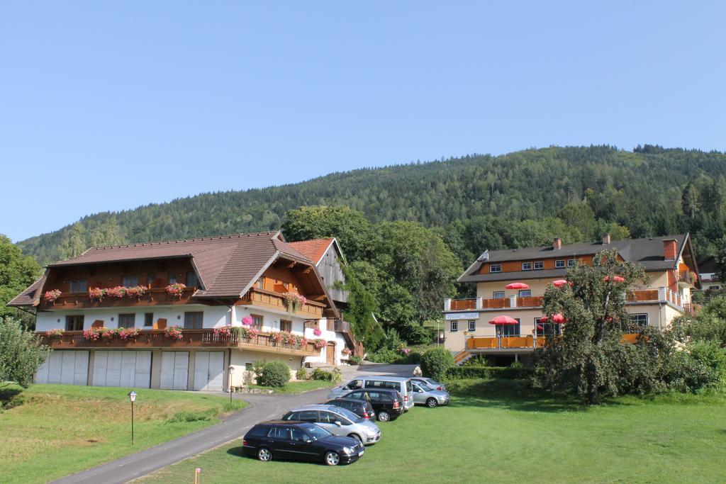 Pension Neuhof Осиах Екстериор снимка