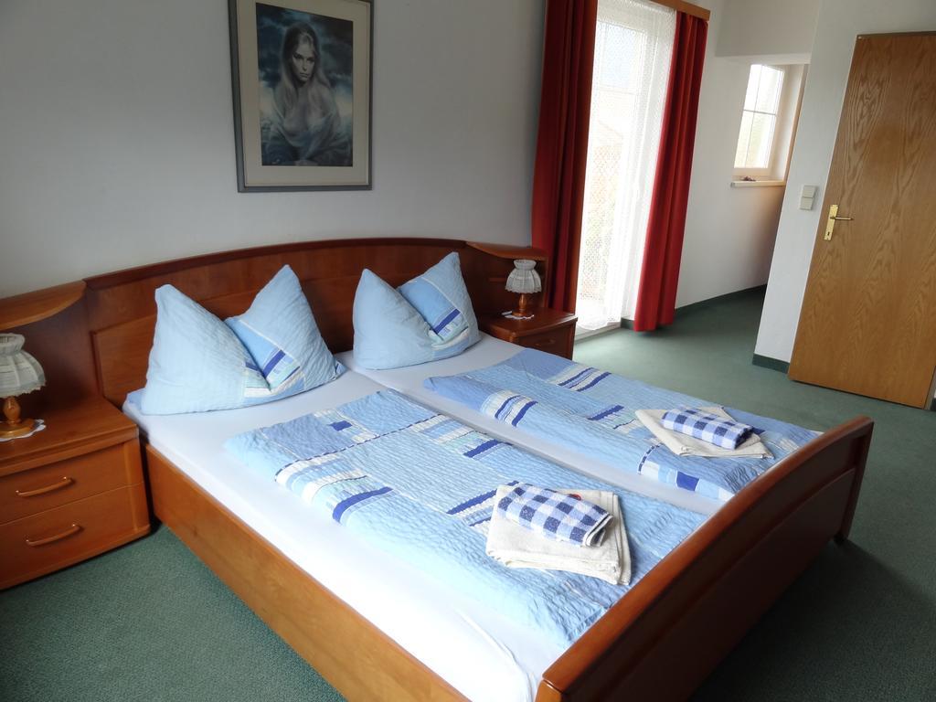 Pension Neuhof Осиах Екстериор снимка